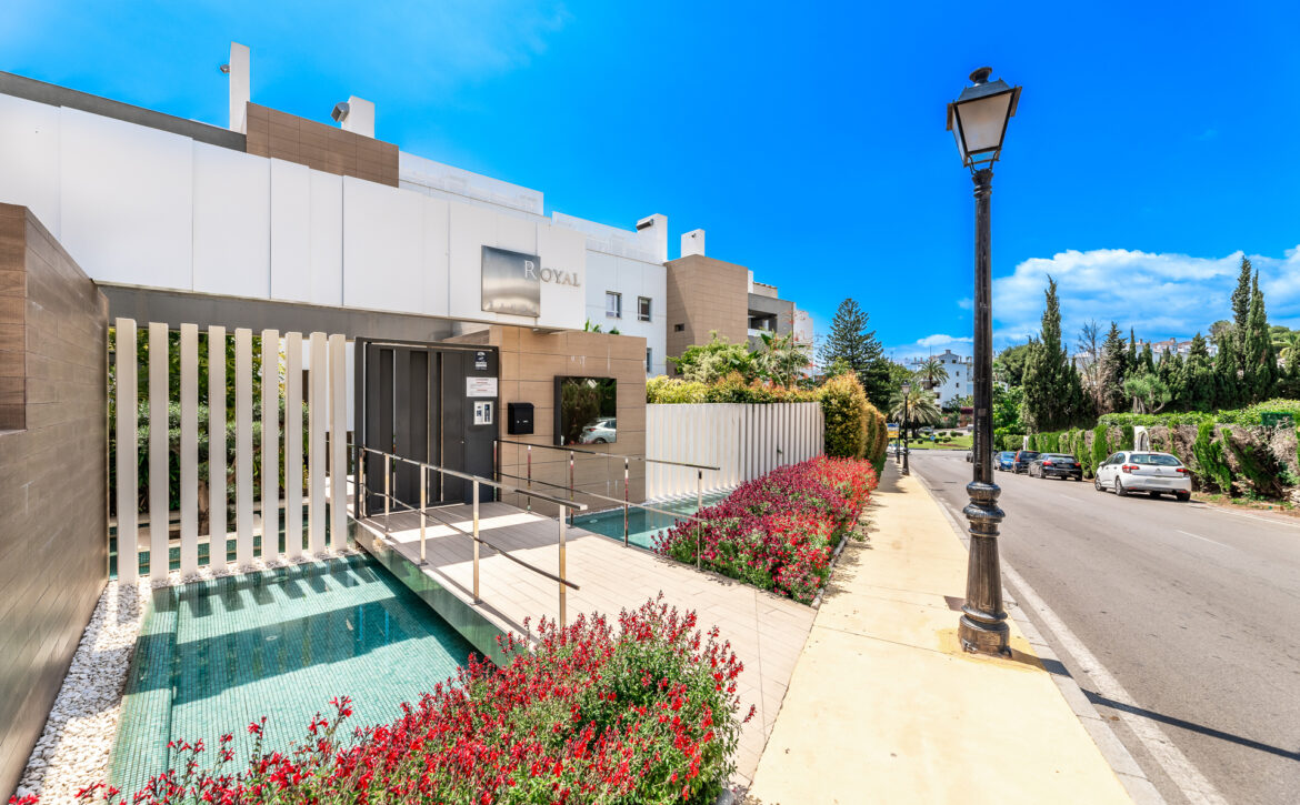 Apartment in Royal Banús