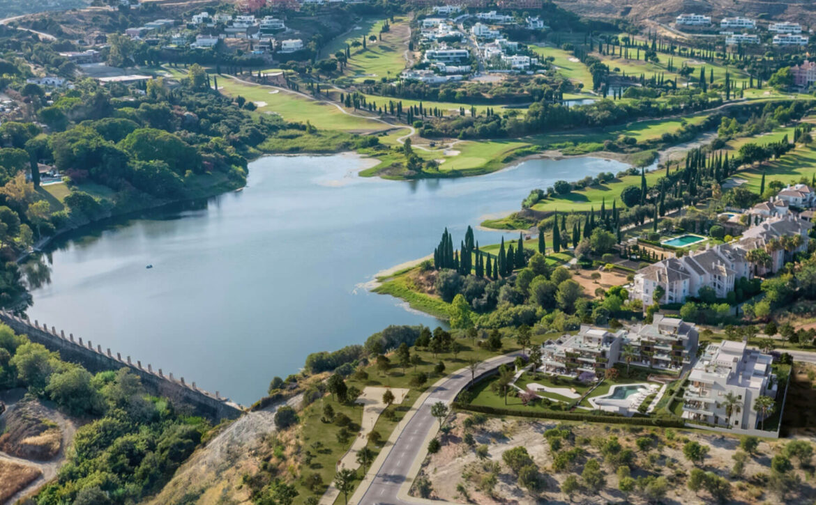 Luxury Apartments in Los Flamingos, Benahavis