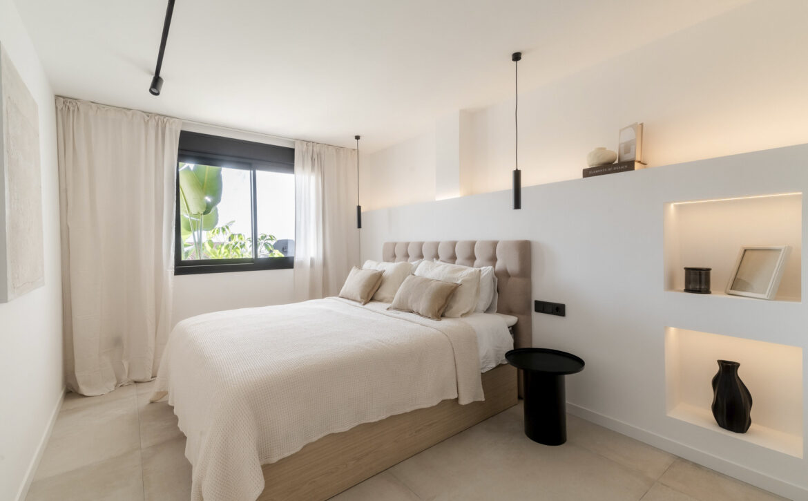 apartments in nueva andalucia