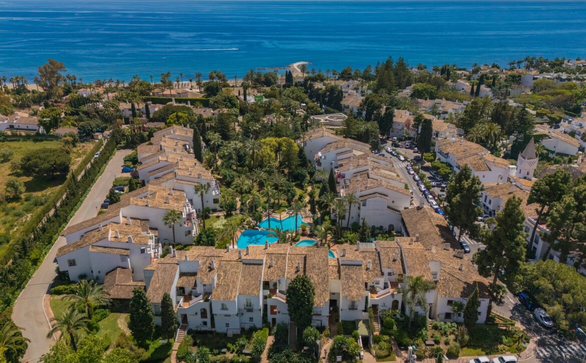 Apartment in Puente Romano