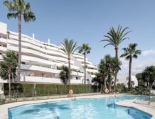 Apartment in Jardines de Andalucia, Marbella