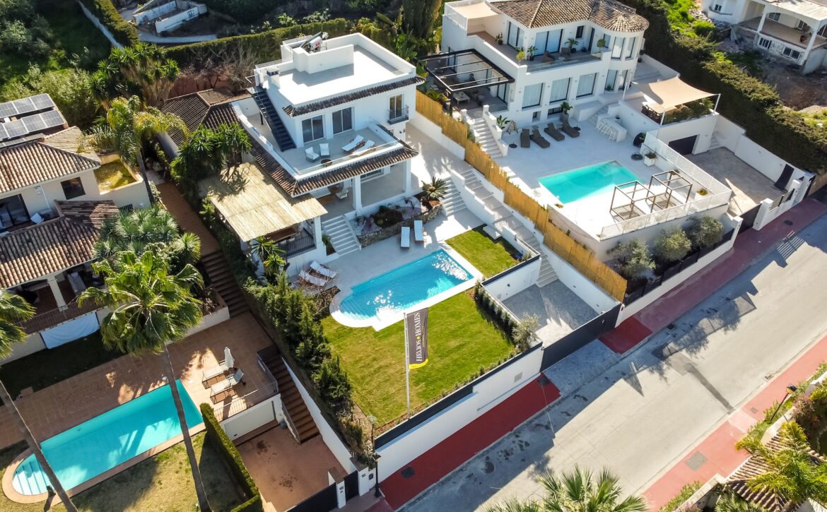 Villa in The Las Brisas